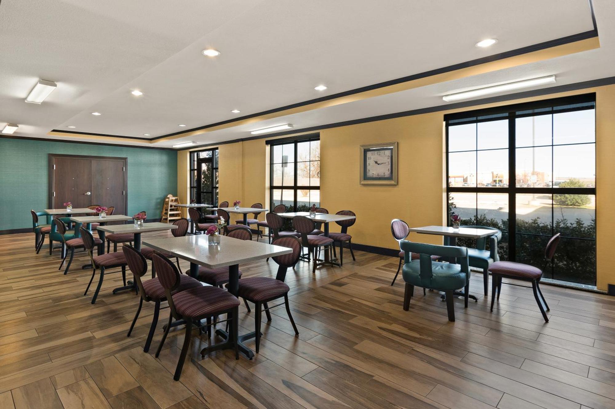 Comfort Inn & Suites Newcastle - Oklahoma City Екстер'єр фото